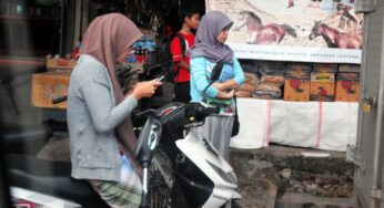 Berjilbab atau Tidak, Silakan Saja